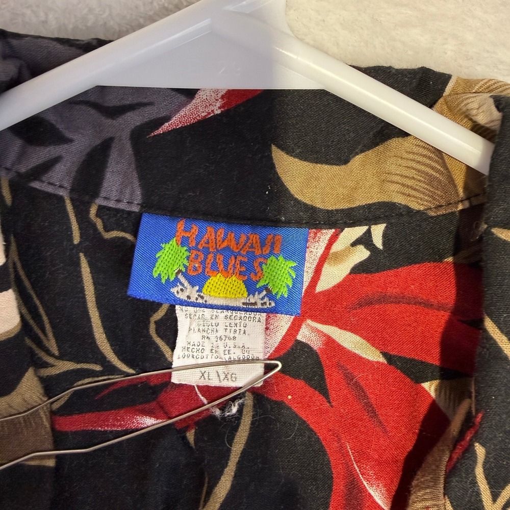 Hawaii Blues Size XL Black Tropical Hawaiian Shirt Floral Resort - Picture 3 of 6